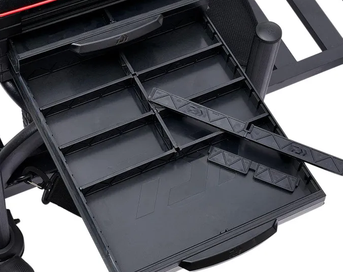 Photo of the Daiwa 500 seat box side draw