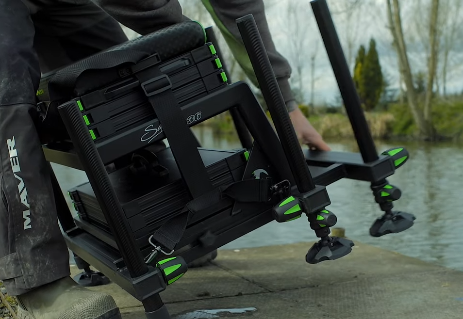 Maver Signature SXi 36 Footplate Slides smoothly underneath the box